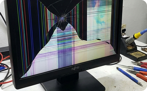 Замена матрицы монитора Fujitsu. До ремонта.