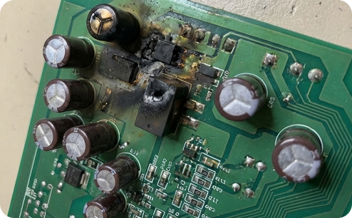 Ремонт платы монитора Fujitsu. До ремонта.