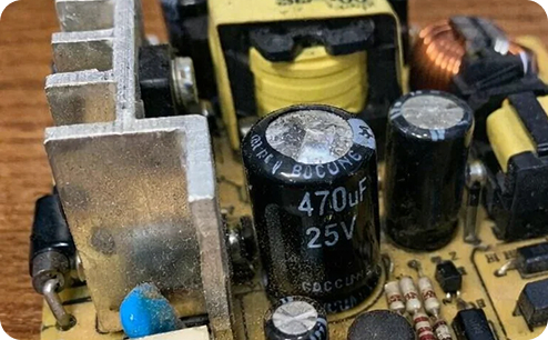 Ремонт блока питания монитора Iiyama. До ремонта.