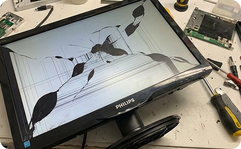 Замена матрицы монитора PHILIPS. До ремонта.