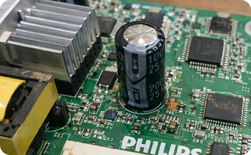 Ремонт платы монитора PHILIPS. До ремонта.