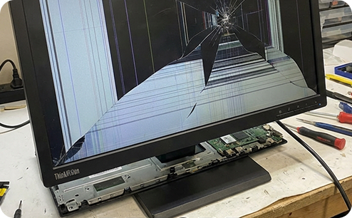 Замена матрицы монитора Lenovo. До ремонта.